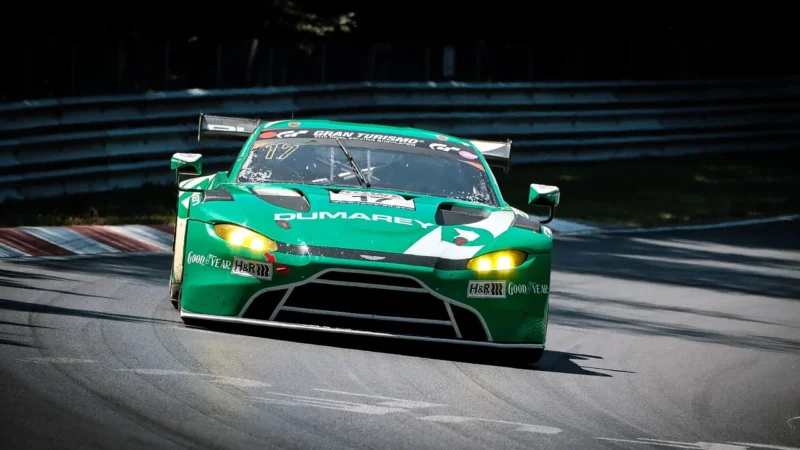 Toyota sportowa: gama GR i GR Sport w salonie